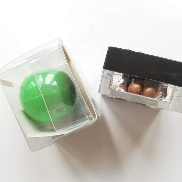 new Wet n Wild Pac Man Collection Bundle Lip Scrub & Bronzer - Picture 9 of 9